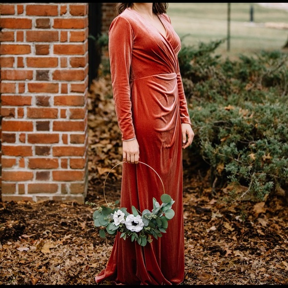 Renz Rags | Dresses | Like New Velvet Long Sleeve Bridesmaid Dress With Slit In Dusty Rose